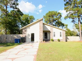 7316 Navarro St, Fayetteville, NC 28314
