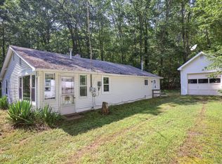 114 Rabbit Run Rd, Dingmans Ferry, PA 18328