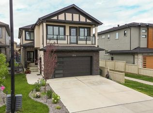 2116 20th Ave NW, Edmonton, AB T6T 2L2