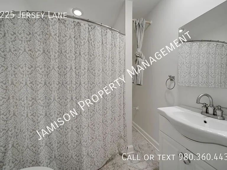 1225 Jersey Ln — Photo 14