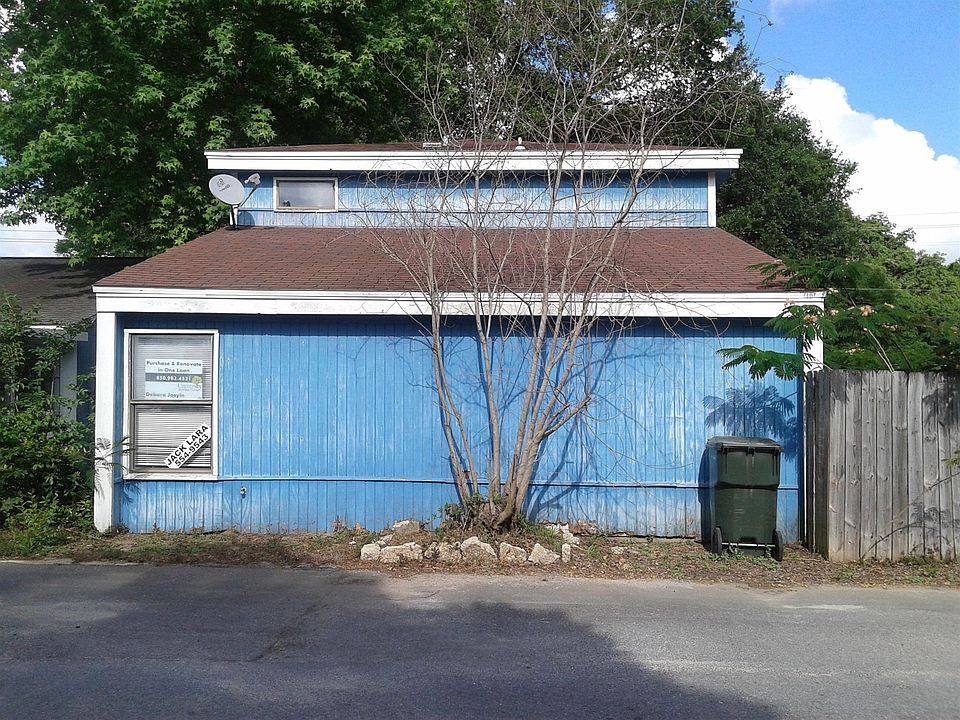 1st image of 6910 Weatherwood Dr