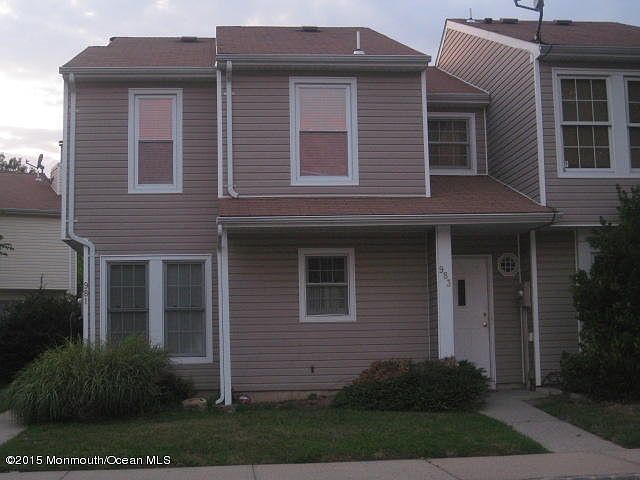 1st image of 983 Jessica Ct