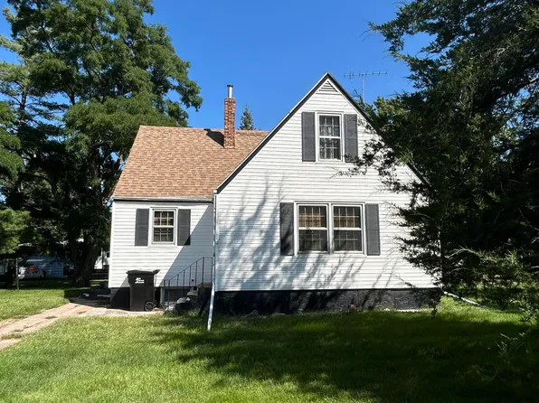 110 E 7th St, Spencer, SD 57374