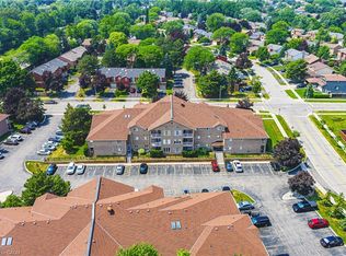 The Enclave South, Burlington, ON L7M 3X5