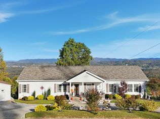 4886 Eagle Pointe Dr, Kingsport, TN 37664