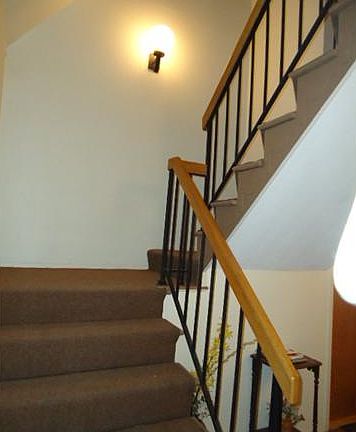3rd image of 605 Ameridge Dr