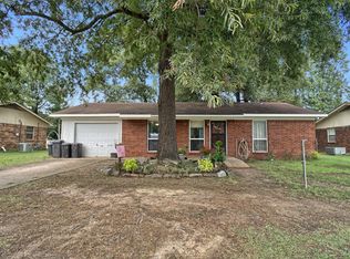 411 NE 11th St, Atkins, AR 72823