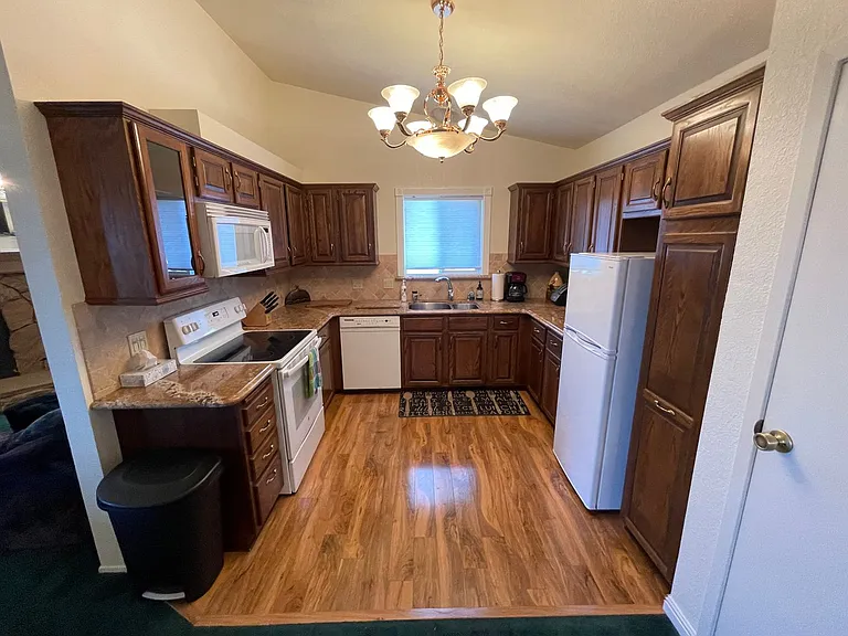 753A Bigler Cir — Photo 6