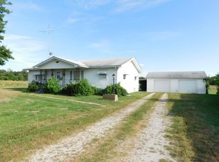 14330 N 6th Ave, Coffeen, IL 62017