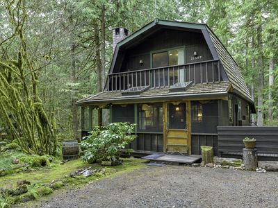 21462 E Glacier Ct, Rhododendron, OR, 97049