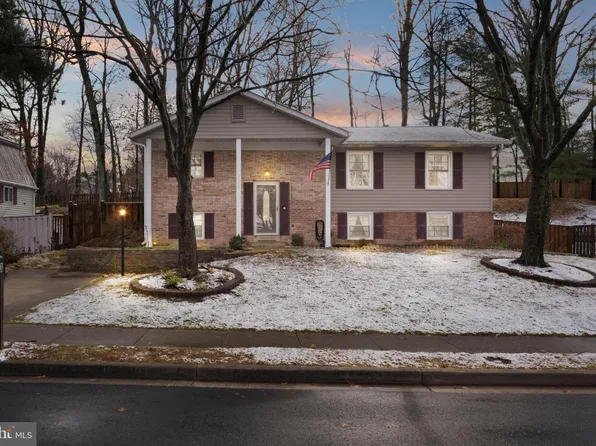 2523 Paxton St, Woodbridge, VA 22192