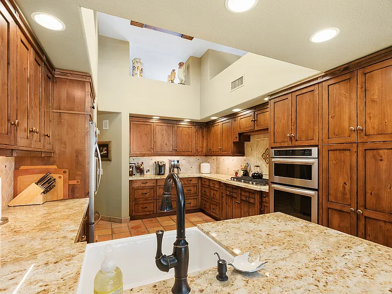 76900 Avenida Fernando — Photo 14
