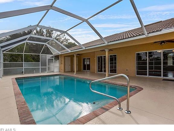 4th image of 3180 River Grove Cir