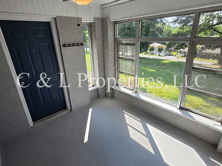 403 Noccalula Dr — Photo 4