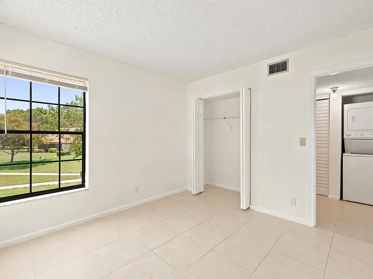 2600 Greenwood Ter #G201 — Photo 21