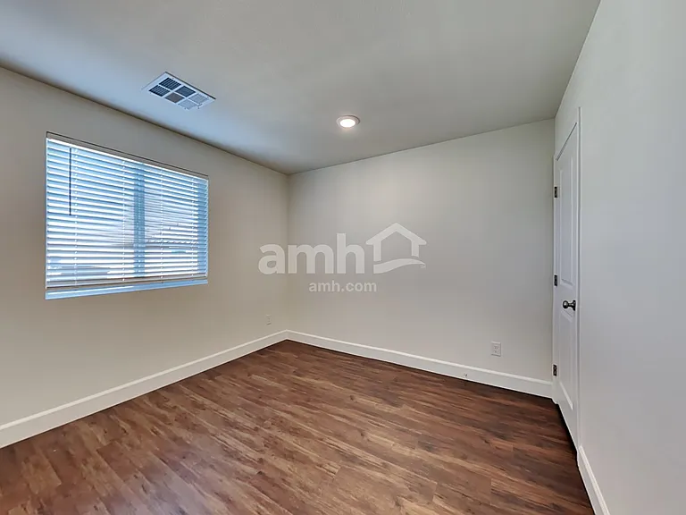 296 Austin Bellerose Pl — Photo 19