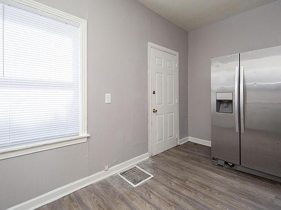 5th image of 2113 Kirkwood Blvd #2113-2115-2117