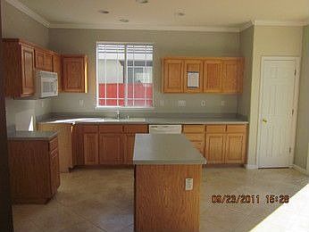 4th image of 160 Chimney Rock Dr
