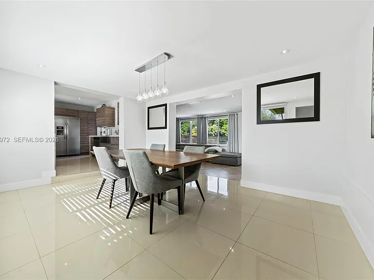 217 E Acre Dr — Photo 17