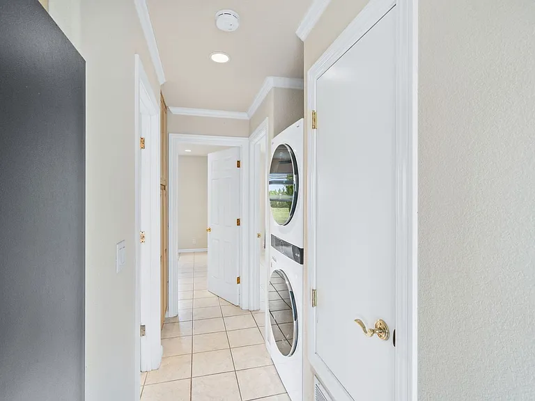 1291 Monticello Rd — Photo 14