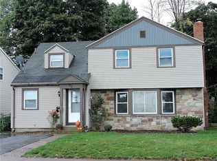 35 Lancaster St, Rochester, NY 14615