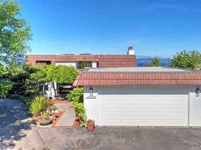 4504 SW Roxbury Place, Seattle, WA, 98136