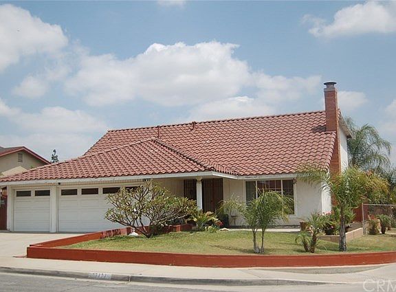 2nd image of 13727 Benbrook Dr