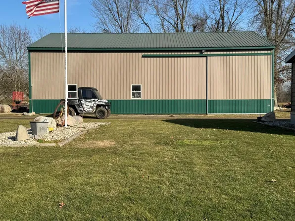 10155 Teasdale Lake St, Constantine, MI 49042