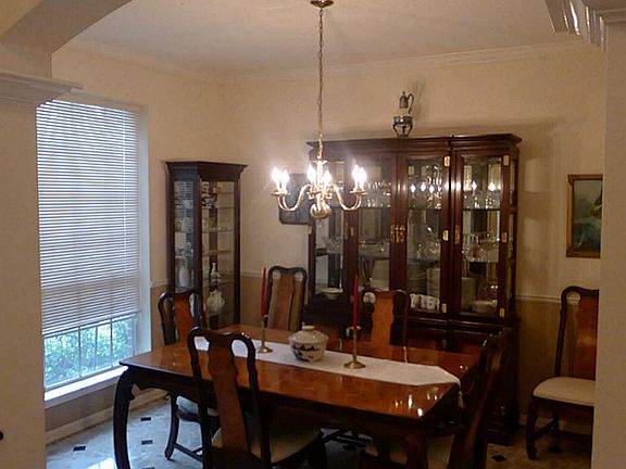 3rd image of 16146 Fondren Grove Dr