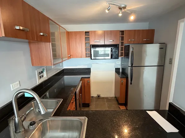 7337 S South Shore Dr Ste 1, Chicago, IL 60649