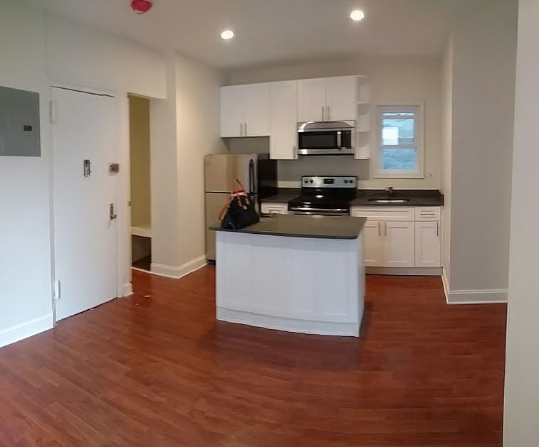 1st image of 345 W 16th St #8I
