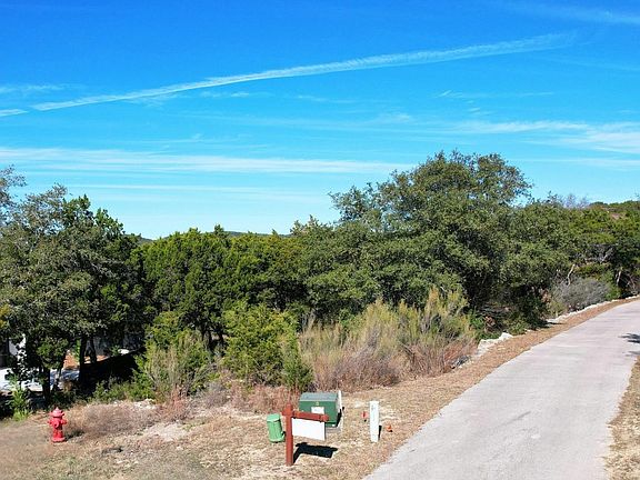 4th image of 18849 Hidden Ridge Pl