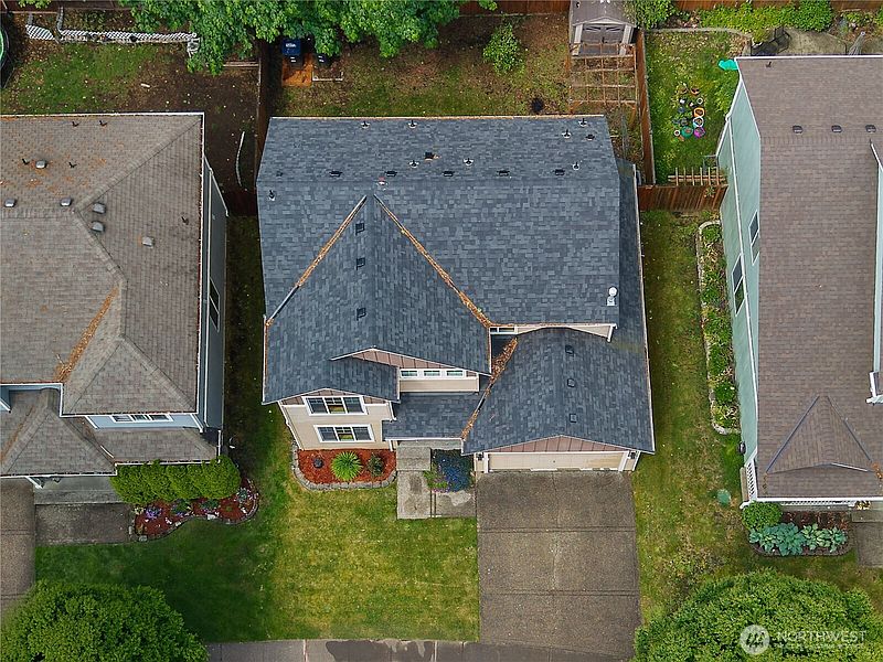 3rd image of 3335 68th Avenue SW