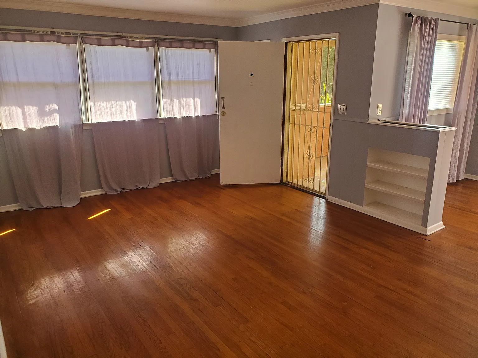 2 bed, 1400 sqft, $2,900 — Photo 3