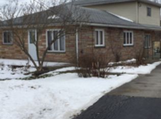 8127 Porter Rd, Niagara Falls, NY 14304
