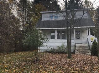 120 Inverness Pl, Syracuse, NY 13219