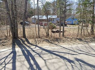 632 Lower Detroit Rd, Plymouth, ME 04969