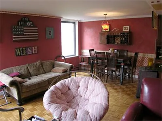 Sold by R New York | media 1