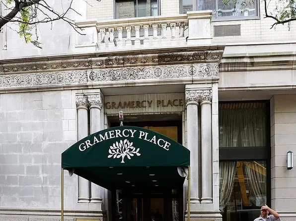 280 Park Ave S APT 10H, New York, NY 10010