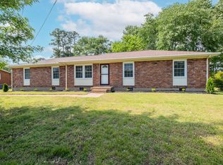 119 Gates Dr, Hendersonville, TN 37075