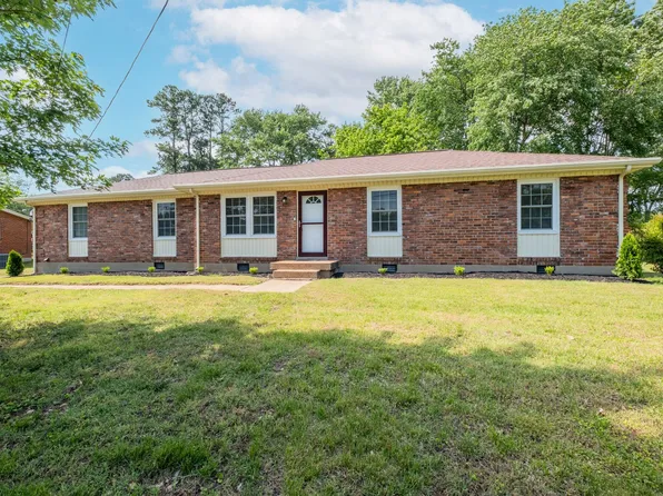 119 Gates Dr, Hendersonville, TN 37075