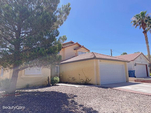 3rd image of 7976 Hackberry Dr