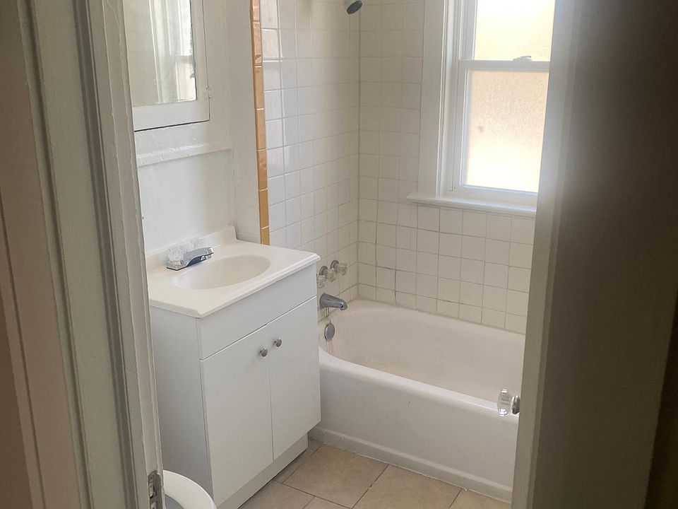 1st image of 33288 E 139th St
