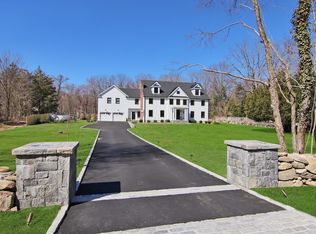 990 Westover Rd, Stamford, CT 06902