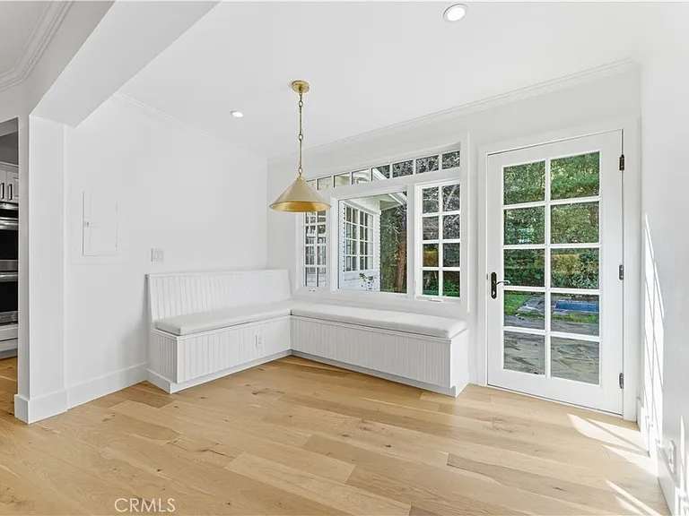 515 Kings Pl — Photo 7