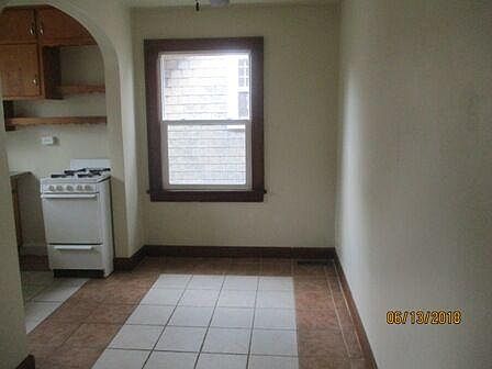 2nd image of 1335 Ohio Ave APT 4