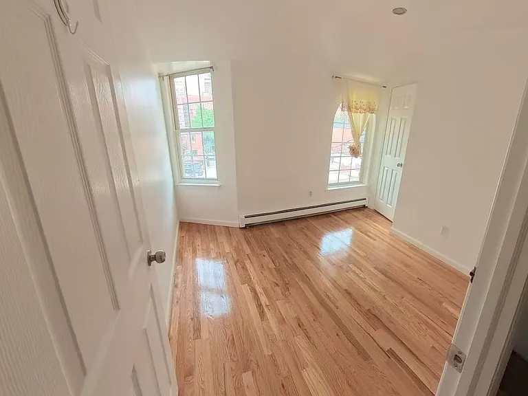 137-42 Geranium Ave #2 — Photo 2