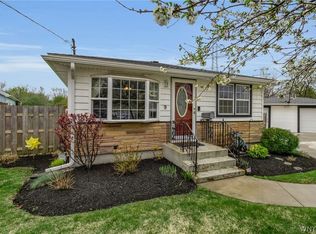9 Smith Dr, Lackawanna, NY 14218