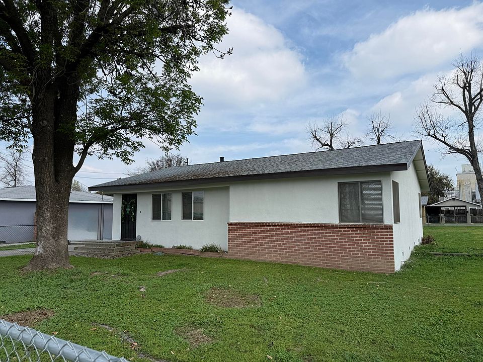 1st image of 726 N Mooney Boulevard