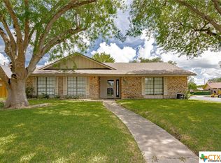 501 Santa Fe, Victoria, TX 77904